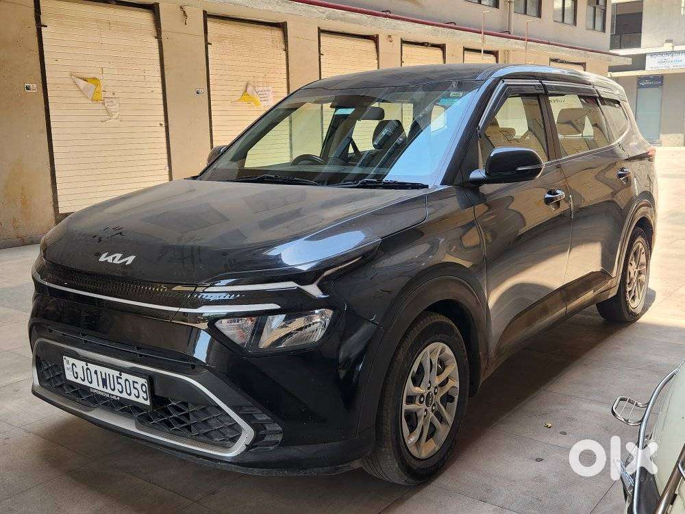 Kia Carens G 1.5 6mt Premium (o) 7-seater, 2024, Diesel