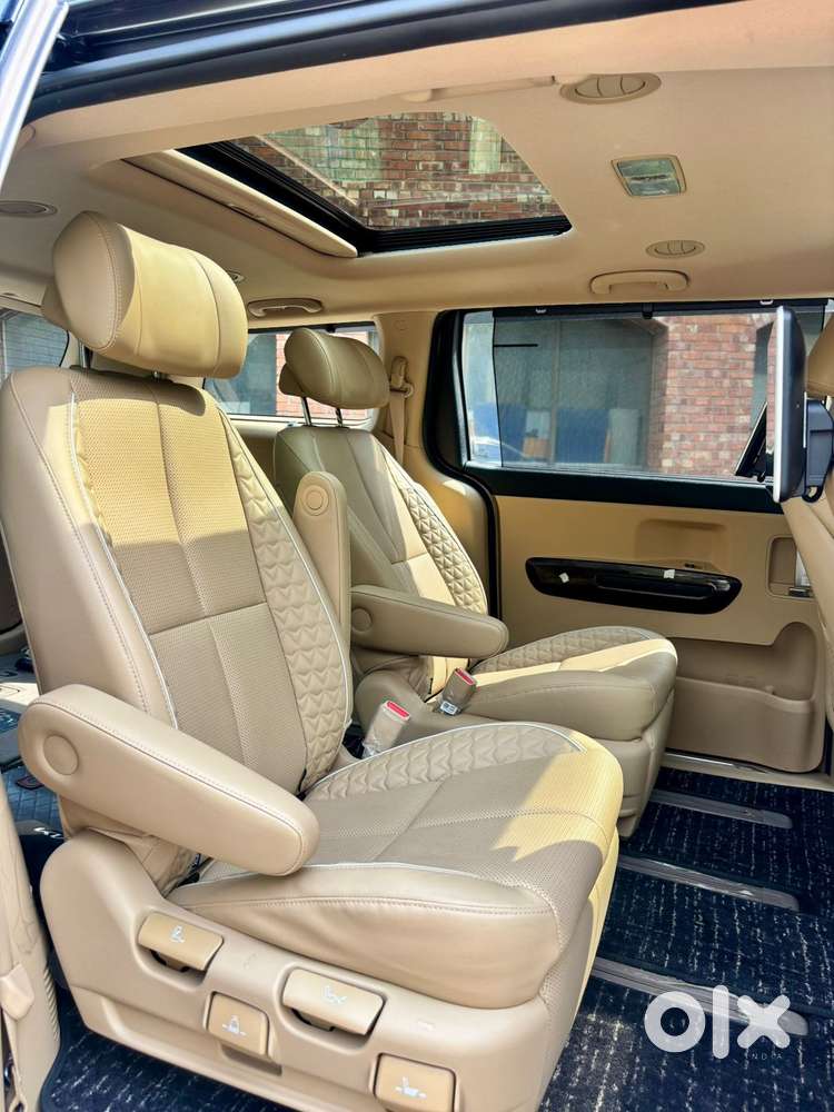 Kia Carnival Limousine Plus 7 Str, 2022, Diesel