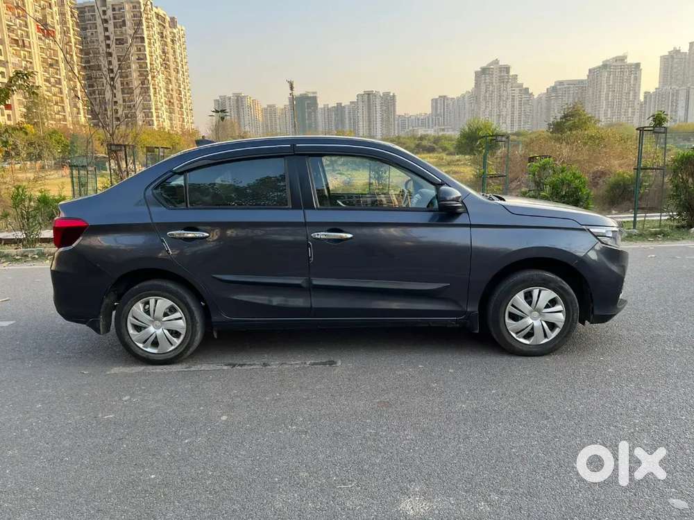 Honda Amaze 2024 Petrol Well Maintained
