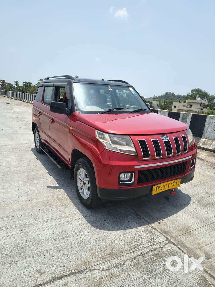 Mahindra Tuv 300