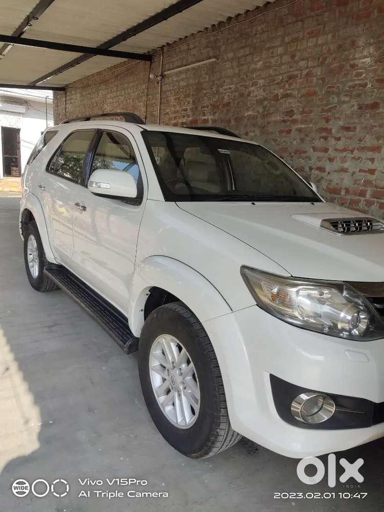 Toyota Fortuner Diesel Manual 2012