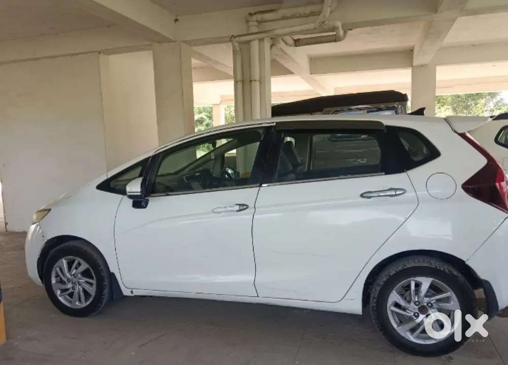 Honda Jazz 1.5 V 2015
