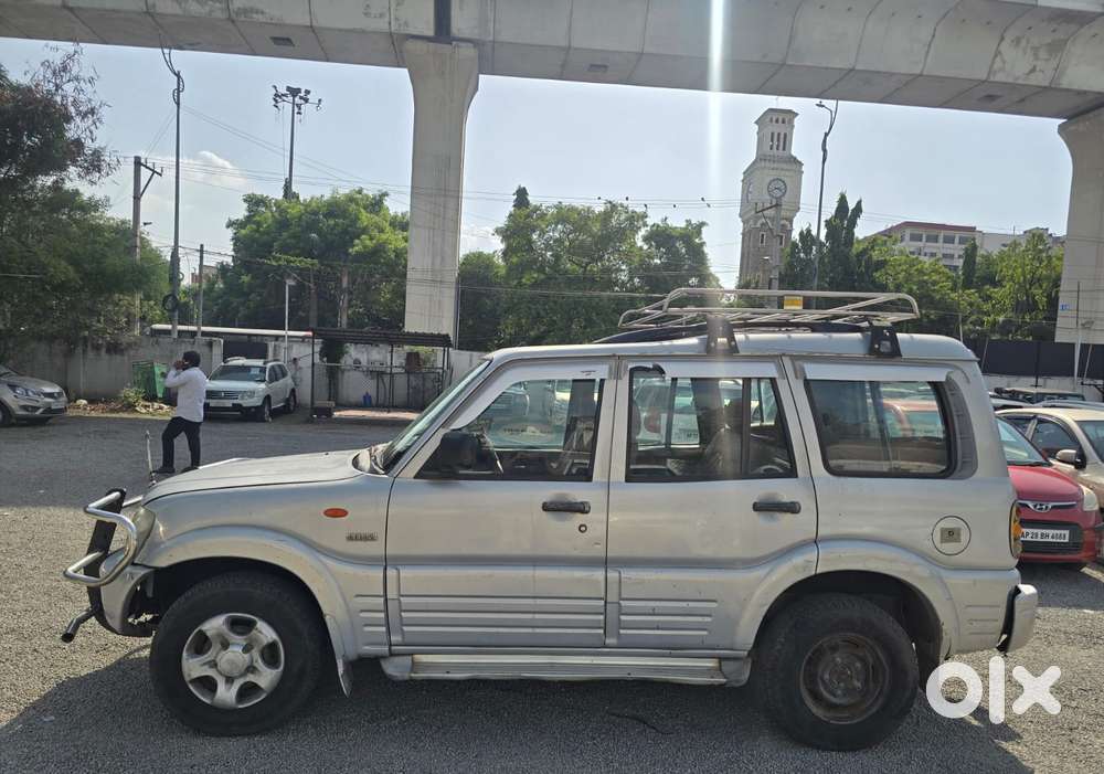 Mahindra Scorpio 2.6 Glx, 2003, Diesel