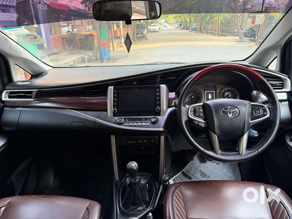 Toyota Innova Crysta 2.4 V, 2023, Diesel