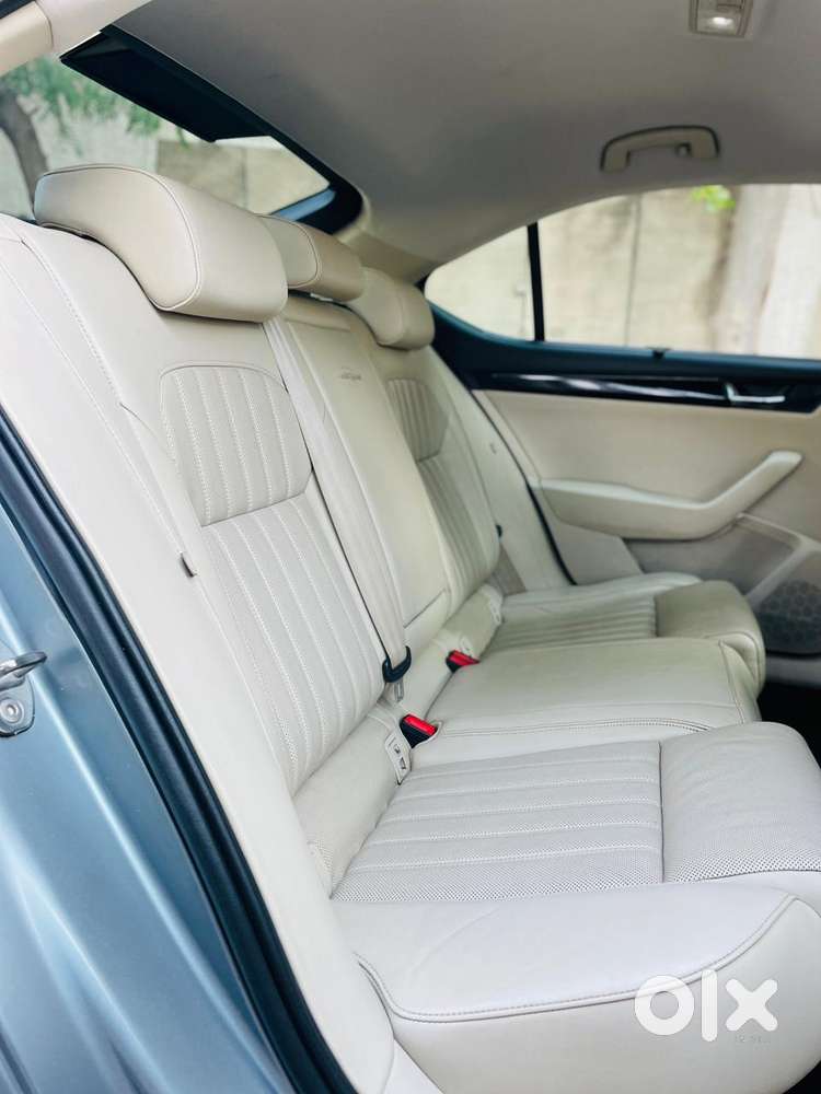 Skoda Superb L&k 2.0 Tdi At, 2017, Petrol