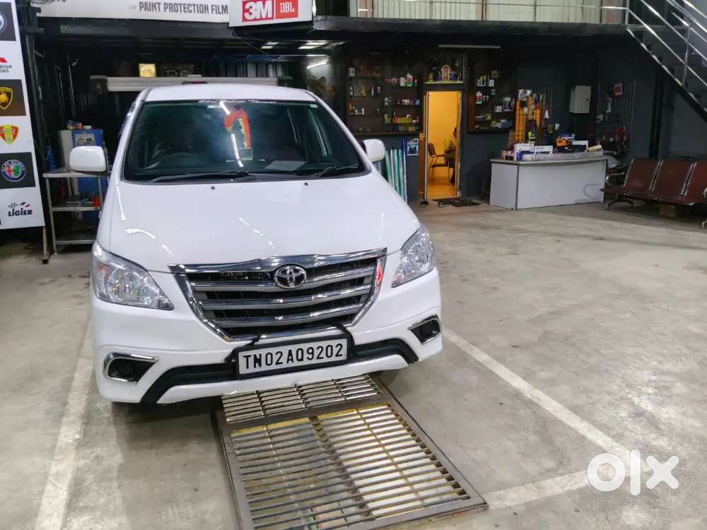 Toyota Innova 2011