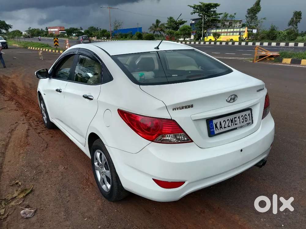 Hyundai Verna 1.4 E 2012