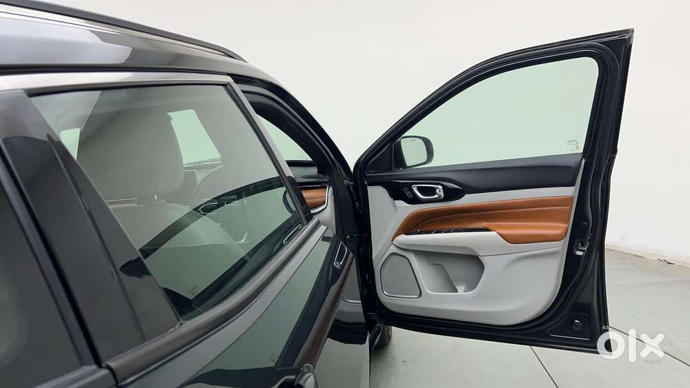 Jeep Compass Limited (o) 2.0 Diesel At, 2024, Diesel