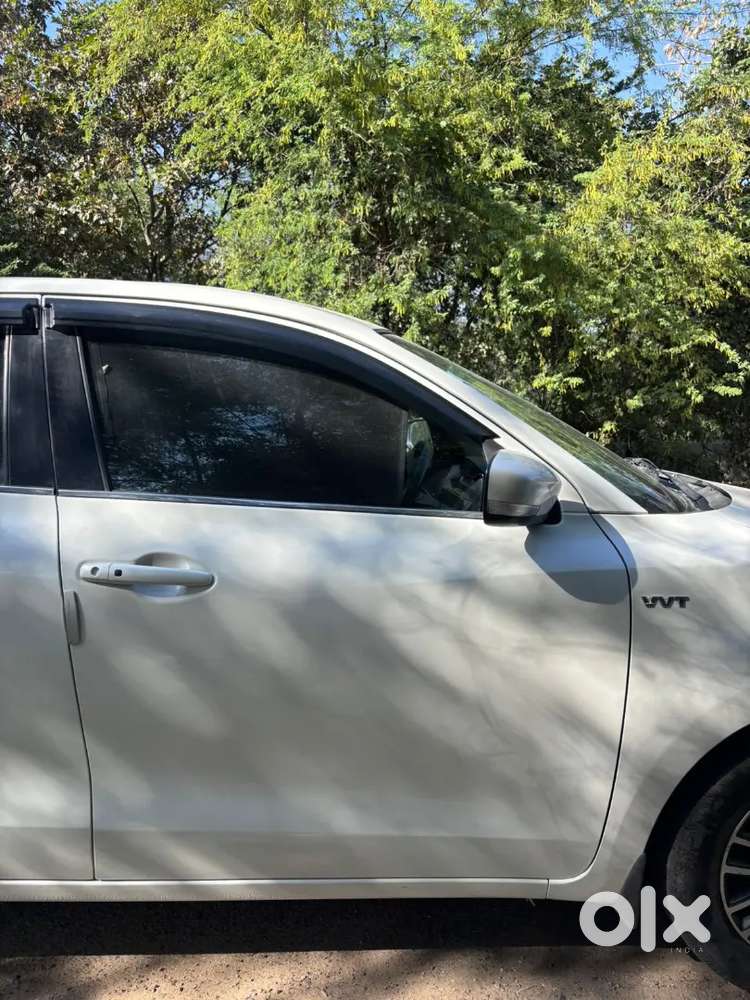 Maruti Suzuki Dzire 2017 Petrol Well Maintained