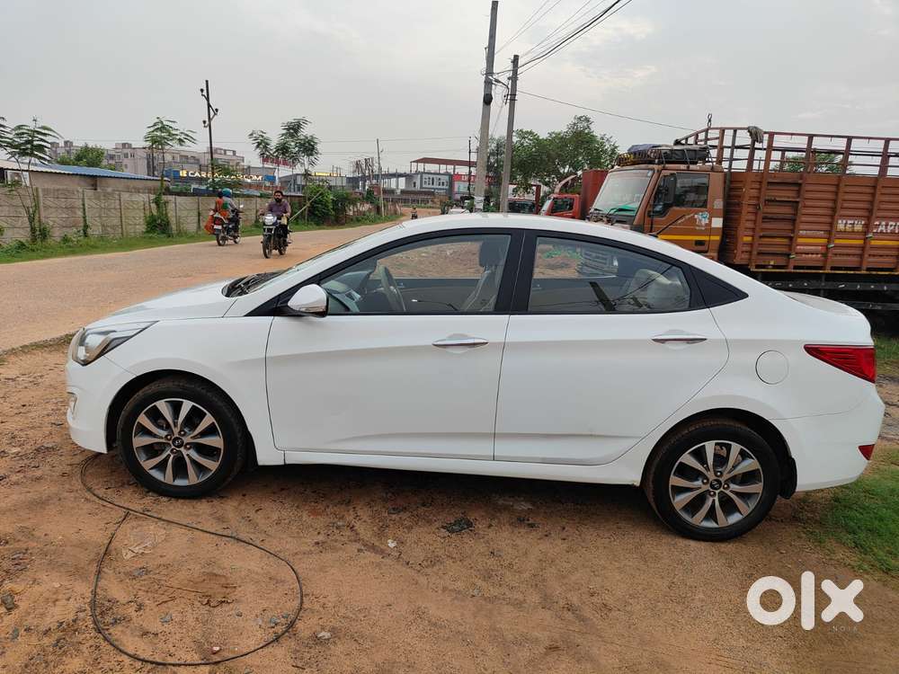 Hyundai Verna 1.6 Sx Crdi, 2015, Diesel
