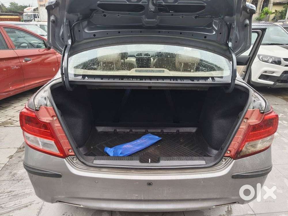 Maruti Suzuki Dzire 1.2 Zxi, 2023, Petrol