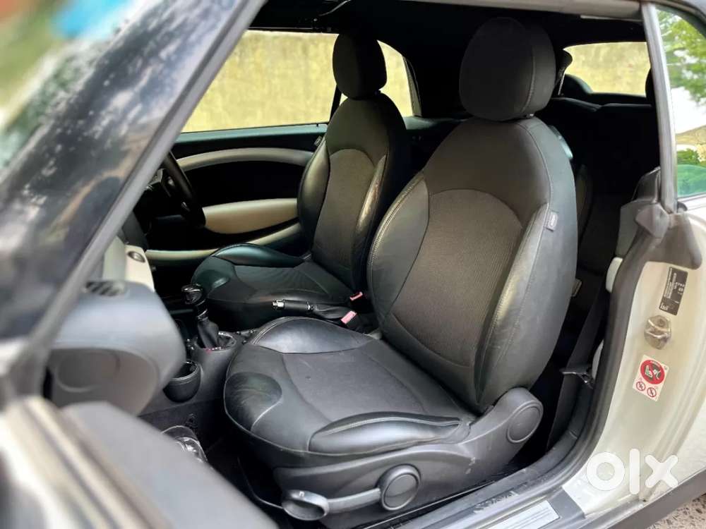 Mini Cooper Convertible, 2015, Petrol