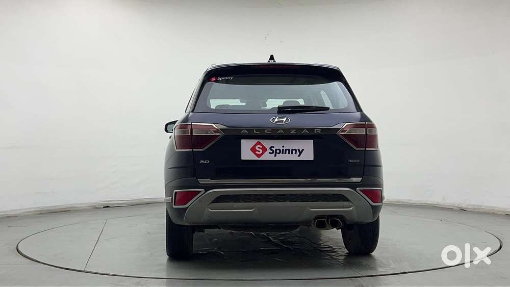 Hyundai Alcazar 2.0 Signature (o) Petrol At 6 Str, 2022, Petrol