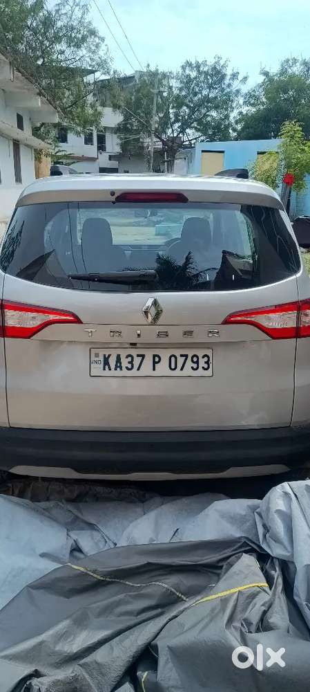 2024 Renault Triber 1.0 Rxt Amt