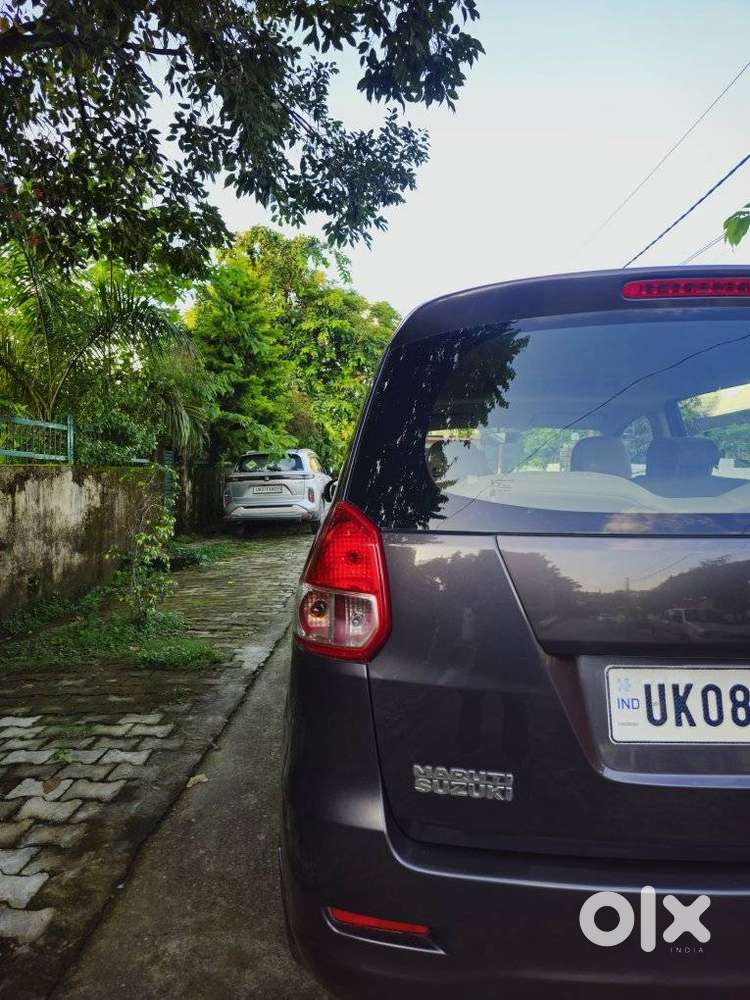 Maruti Suzuki Ertiga Vxi Abs, 2013, Petrol