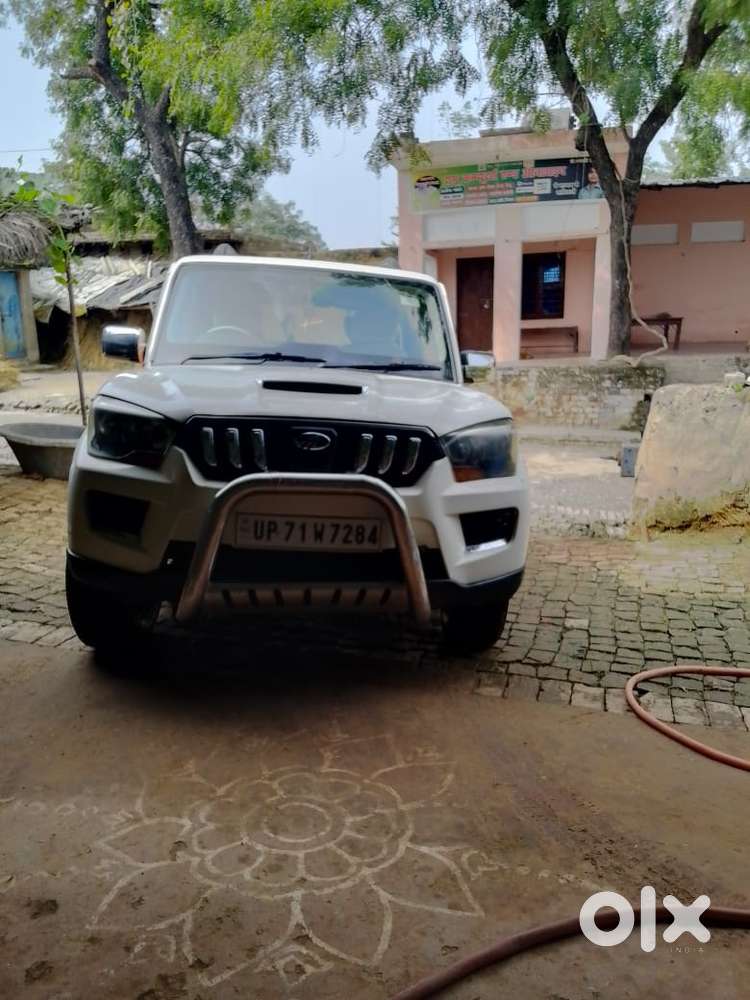Mahindra Scorpio Classic 2015 Petrol Mt Diesel