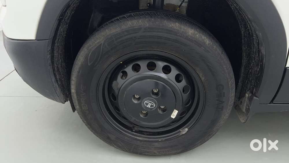 Tata Punch Pure, 2025, Petrol