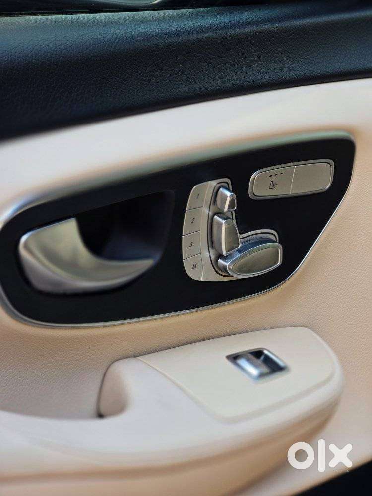 Mercedes-benz V-class 2.1 220 Expression Diesel At, 2020, Diesel