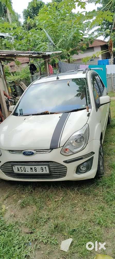 Ford Figo Titanium 2016 Petrol