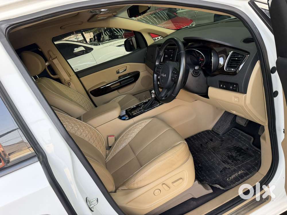 Kia Carnival Limousine Plus 7 Str, 2022, Diesel