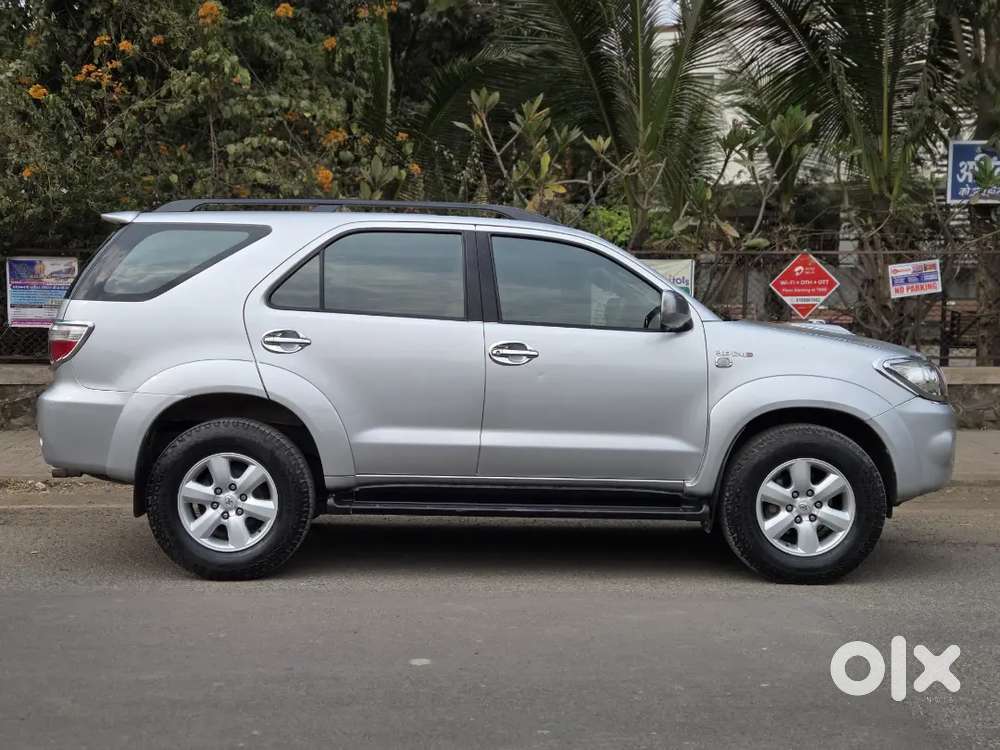 Toyota Fortuner 2010 Diesel 145865 Km Driven