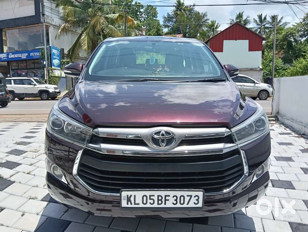 Toyota Innova Crysta 2.4 V, 2017, Diesel