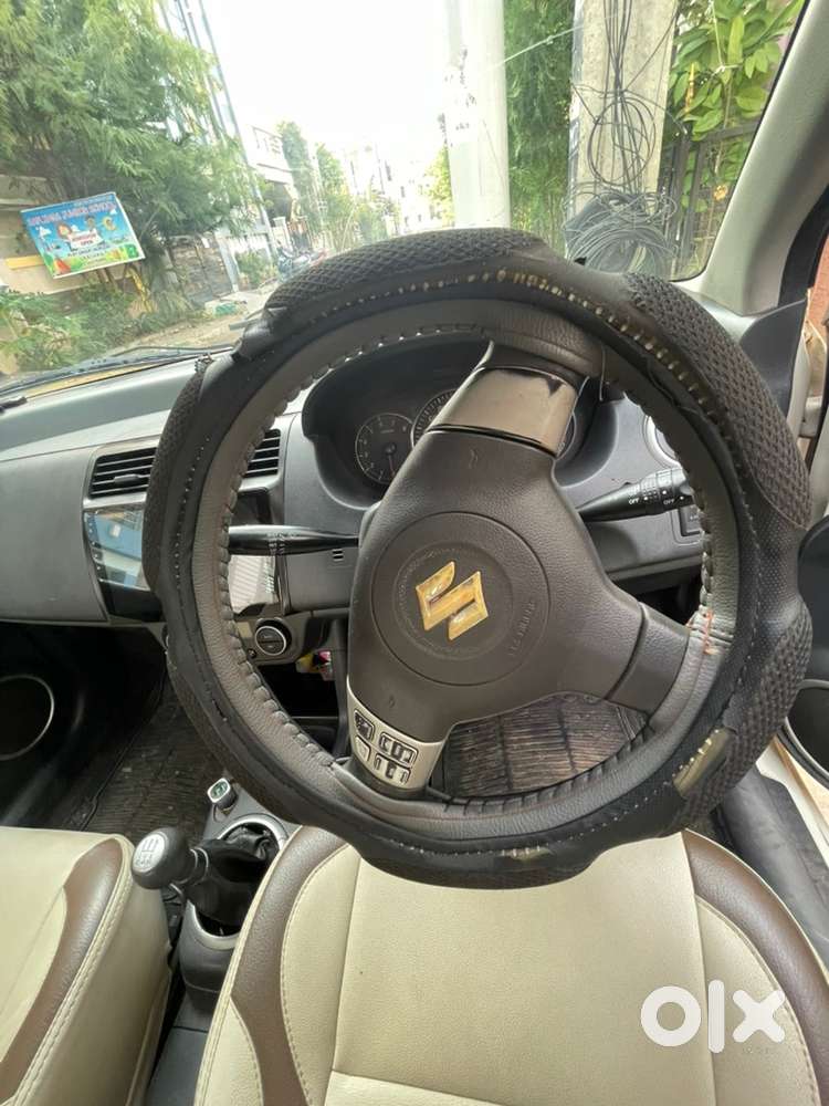 Maruti Suzuki Dzire Petrol 2011