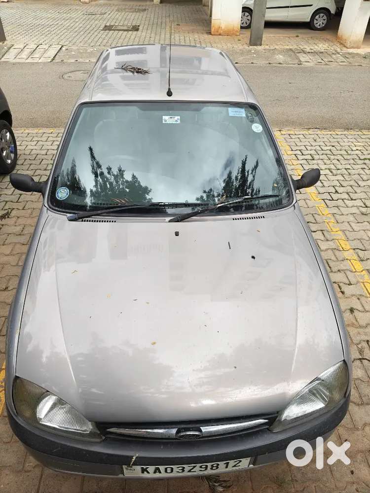 Ford Ikon 1.6 Zxi 2000 Petrol