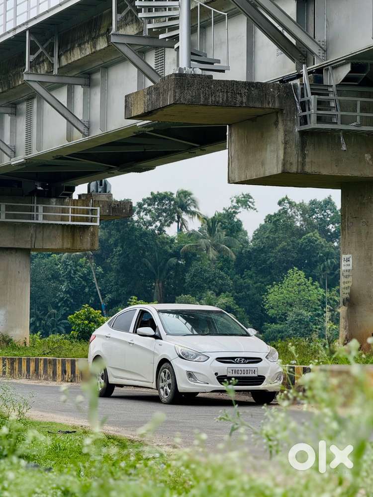 Hyundai Verna Sx 2012