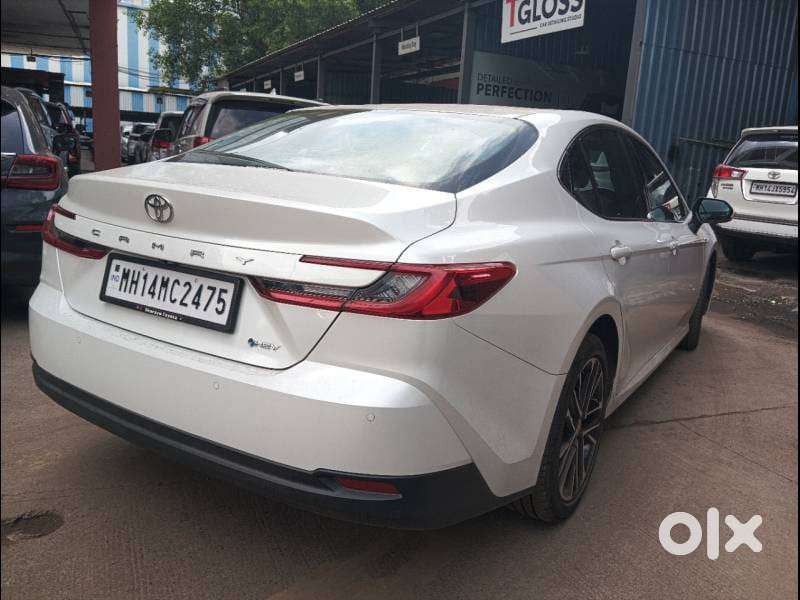Toyota Camry Hybrid, 2024, Petrol