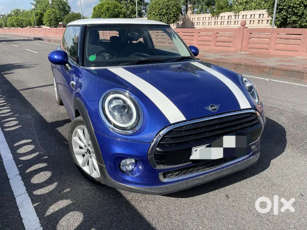 Mini Cooper 3 Door Doctor Driven