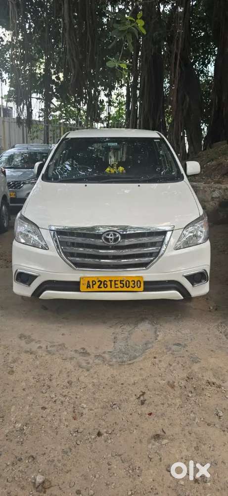 Toyota Innova 2.5 G 2016