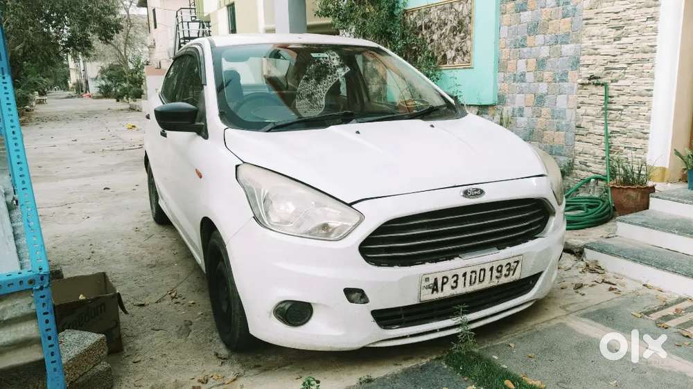 Well-maintained Ford Figo Aspire Diesel (2016) - 25kmpl Mileage!