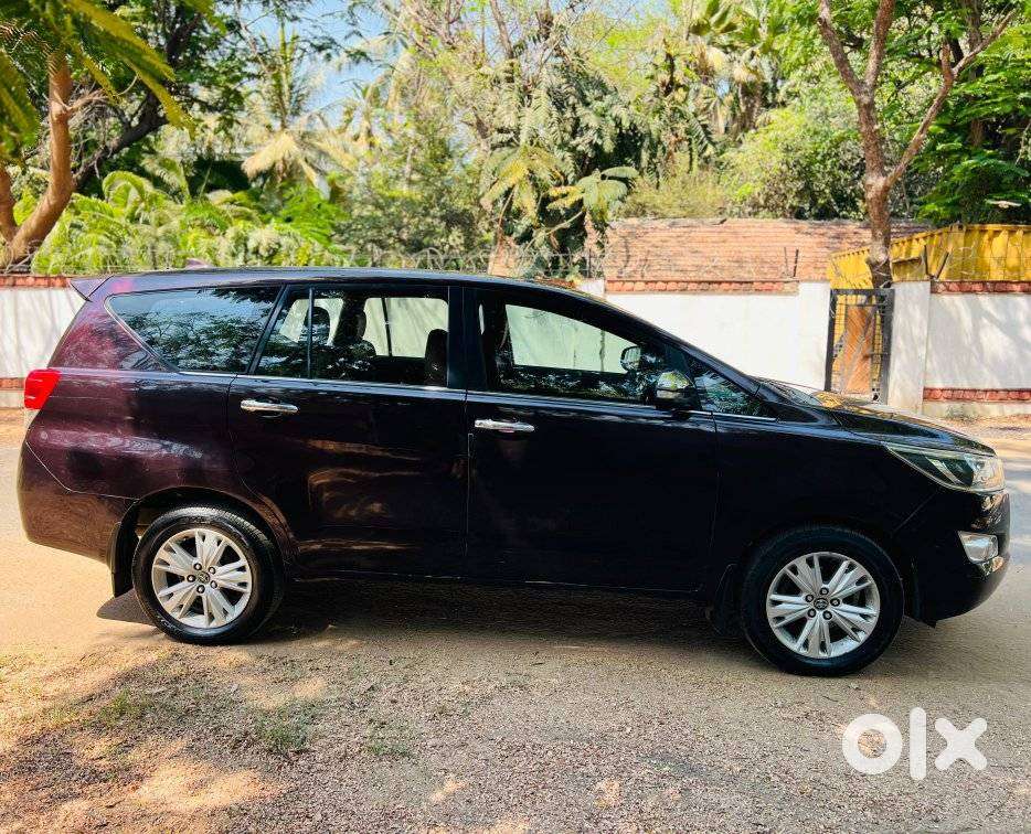 Toyota Innova Crysta