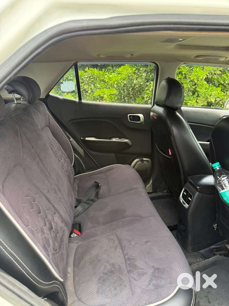 Hyundai Venue Diesel 2021