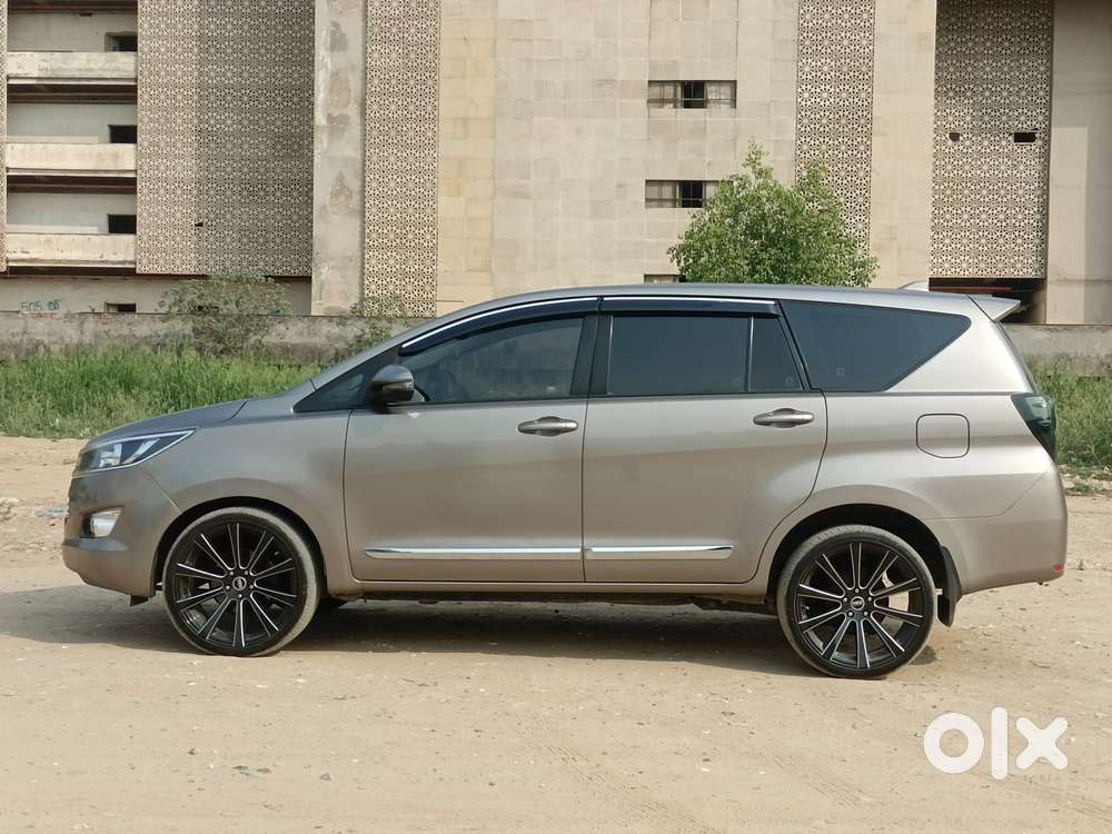 Toyota Innova Crysta 2.8 Gx At 7 Str, 2020, Petrol