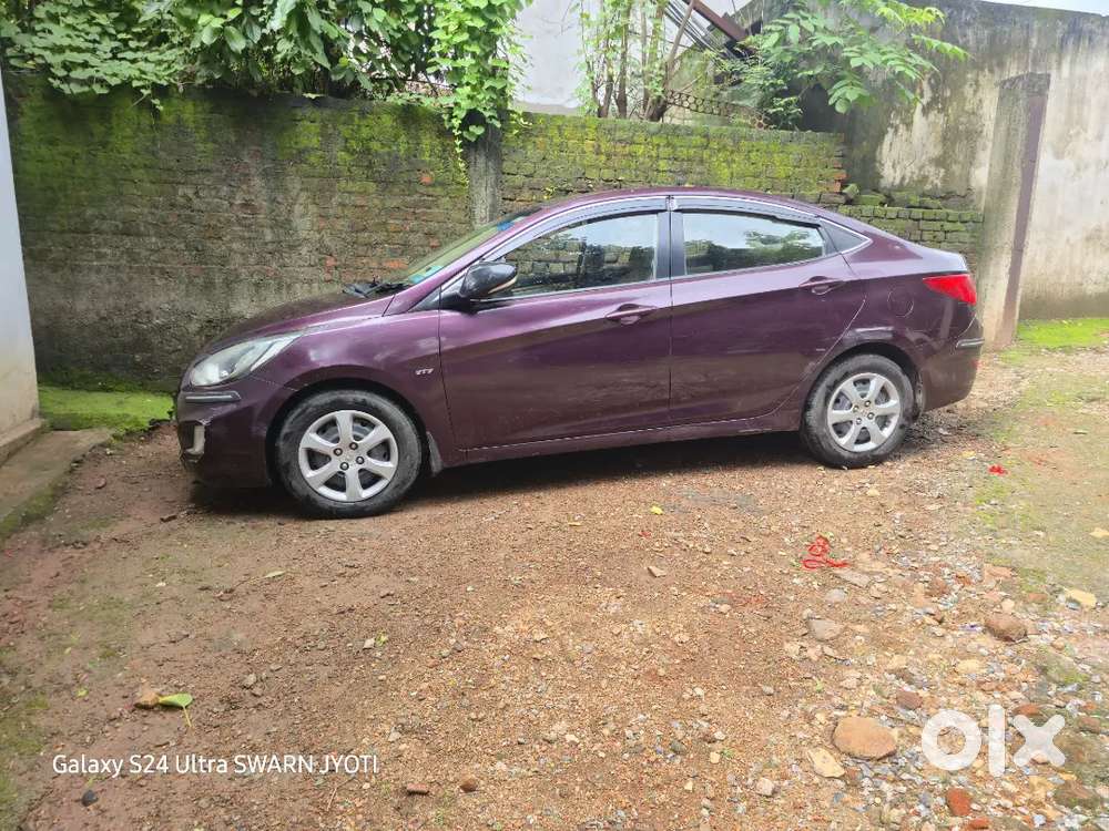 Hyundai Fludic Verna Best Condtion 2nd Owner Petrol