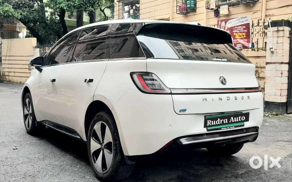 Mg Windsor Ev Essence, 2025, Electric