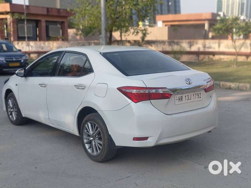 Toyota Corolla Altis Vl, 2015, Petrol