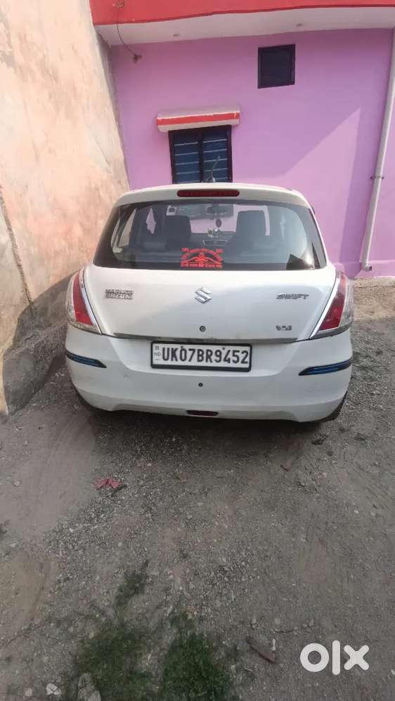 Maruti Suzuki Swift 2016 Petrol 100000 Km Driven