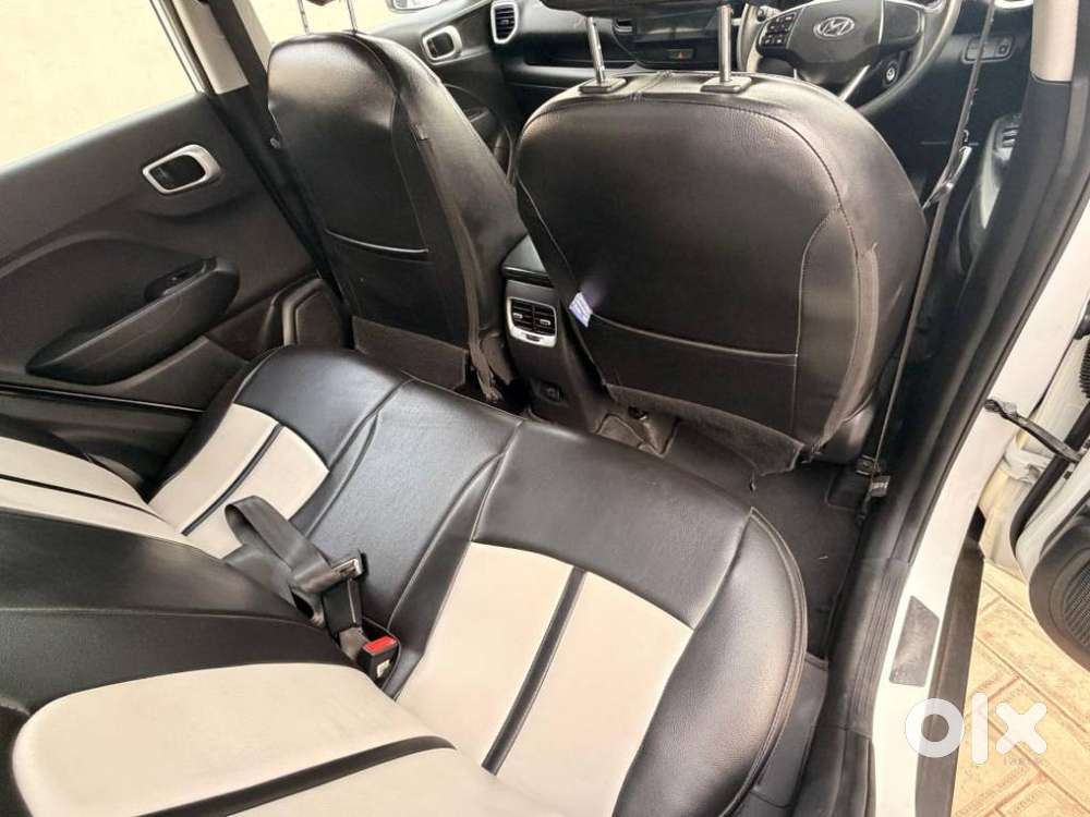 Hyundai Venue 1.2 S Plus, 2019, Petrol