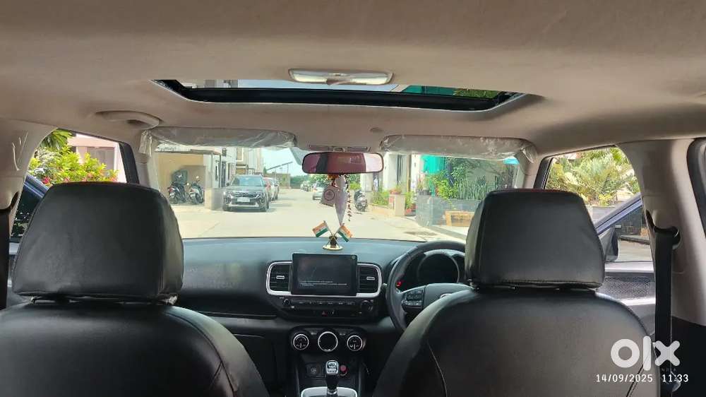 Hyundai Venue 2019 Petrol Well Maintained