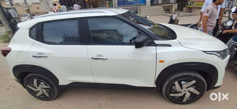 Nissan Magnite 2025 Petrol 18000 Km Driven Well Condition