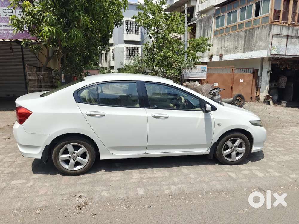 Honda City I-vtec 2013  Super Tight Condition