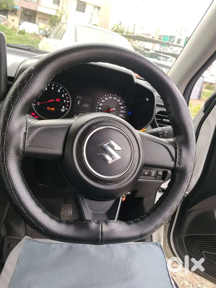 Swift 1.3 Zxi Petrol