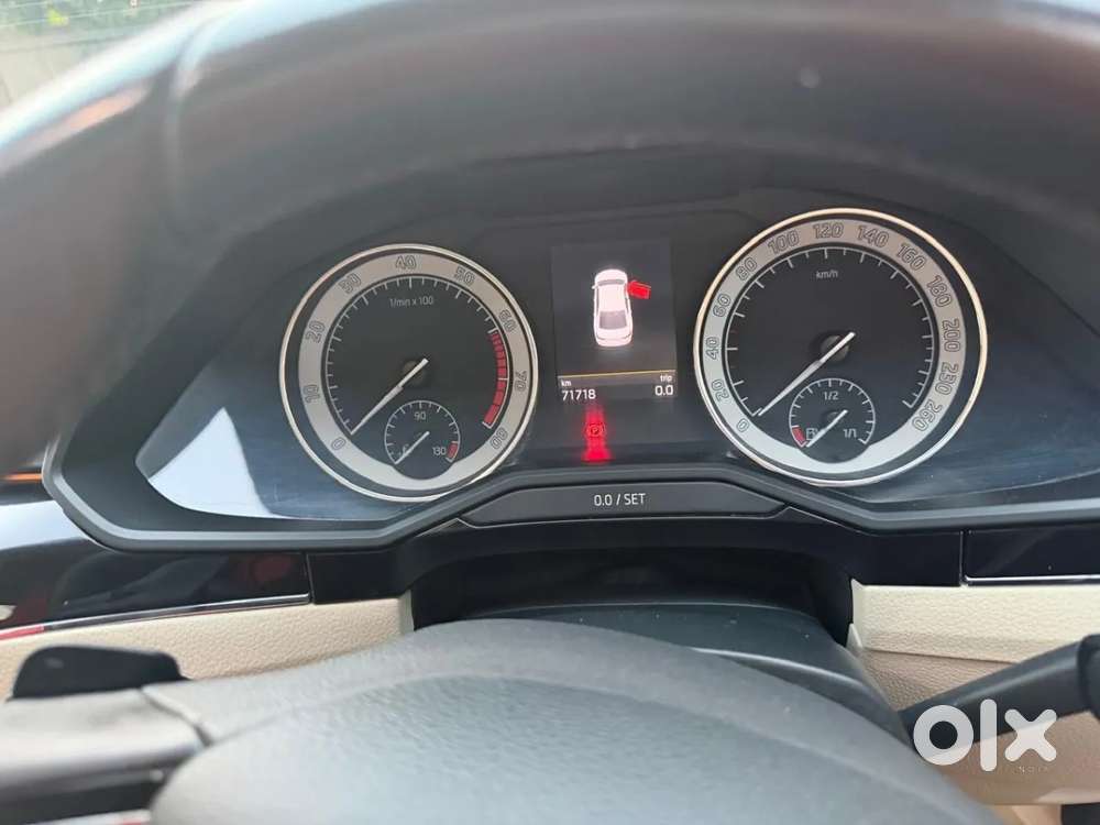 Skoda Superb 2.0 L&k Tsi At, 2020, Petrol