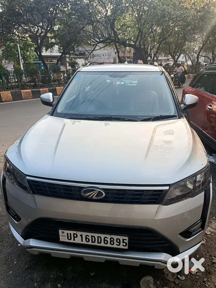 Mahindra Xuv300 2022 Petrol Well Maintained