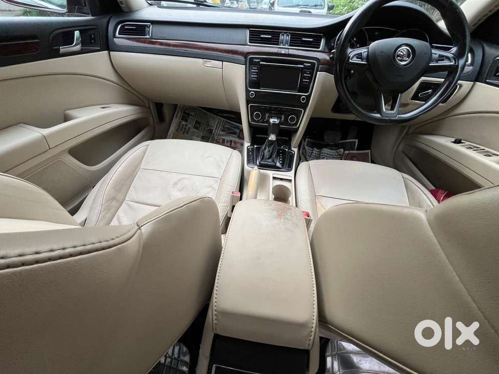 Skoda Superb Elegance 1.8 Tsi At, 2015, Petrol