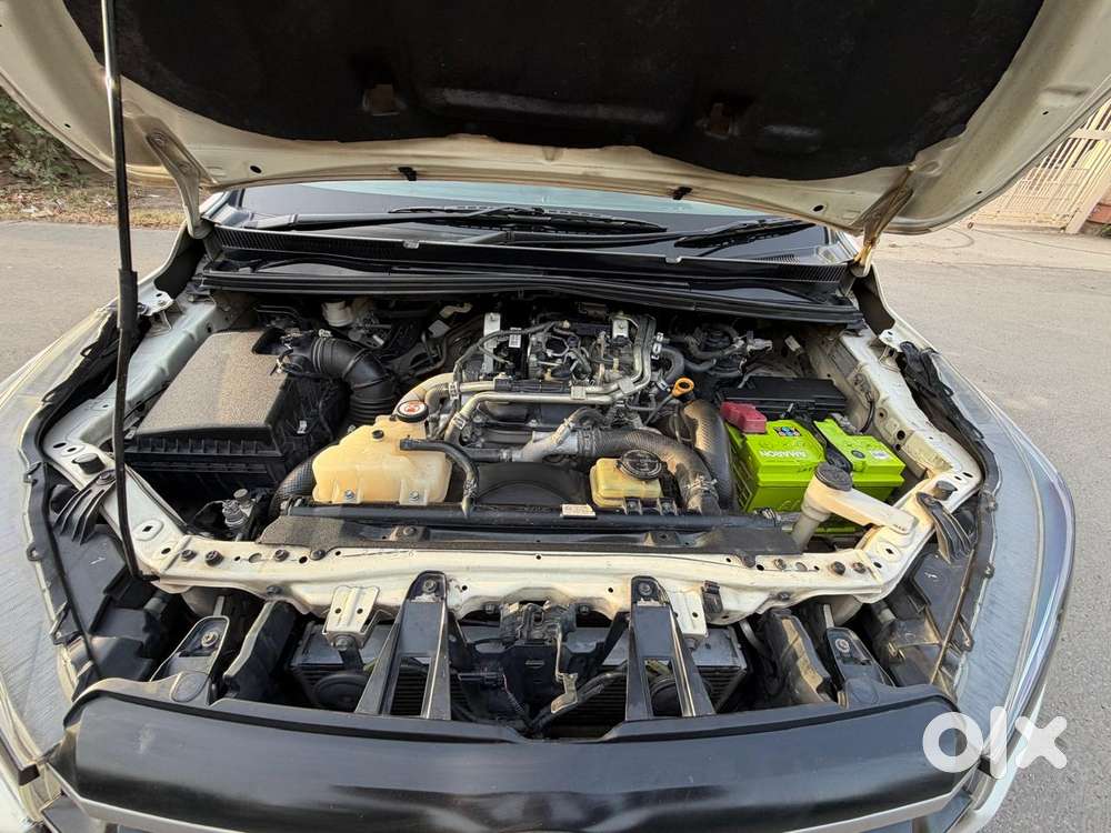 Toyota Innova Crysta 2.4 G Mt 7 Str, 2019, Diesel