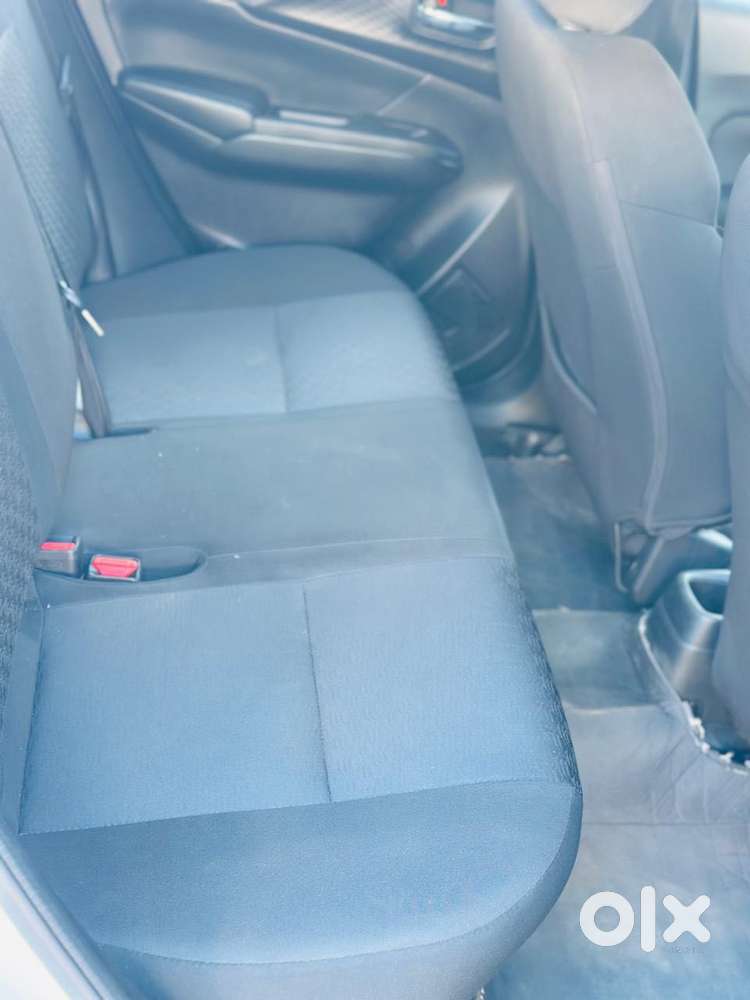 Maruti Suzuki Swift 1.2 Vxi (o), 2024, Petrol
